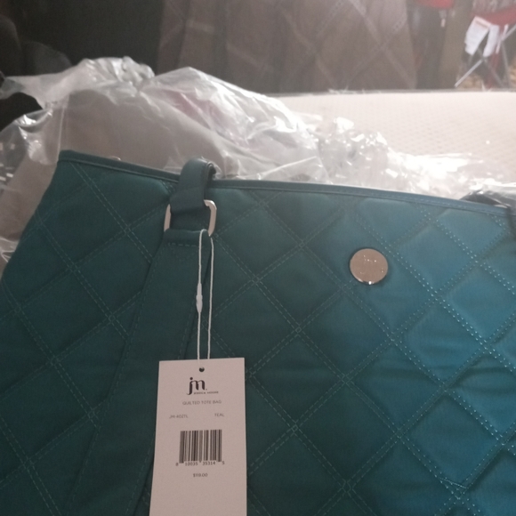 Puse - Picture 2 of 2